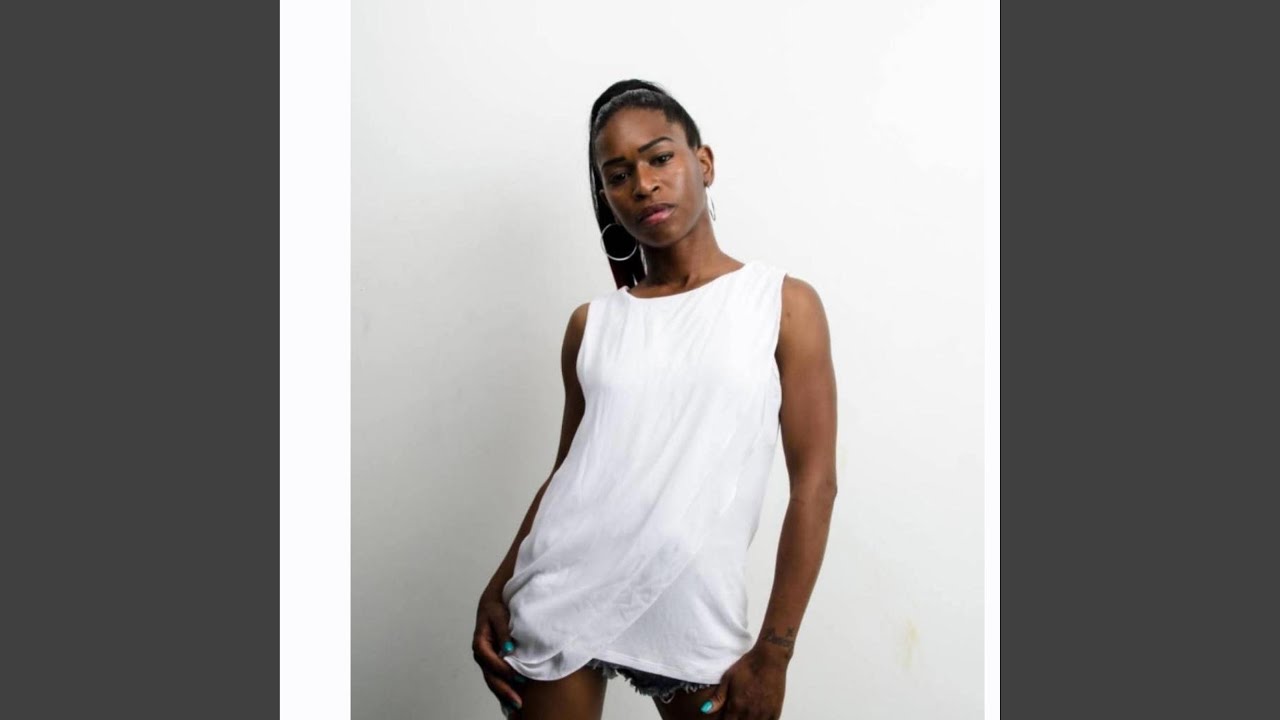 UrbanBalletDiva - Holy Barz