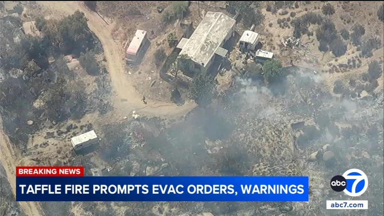 Fast-moving brush fire prompts evacuation orders in Riverside County
