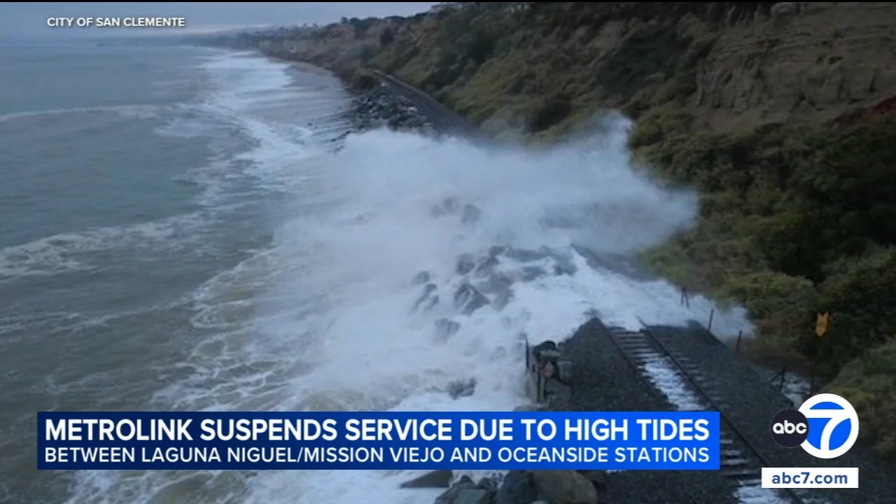 Metrolink suspends service between Laguna Niguel, Oceanside due to forecasted high tides