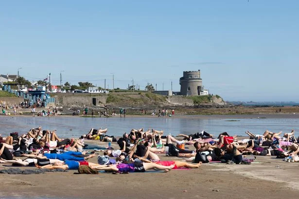 Met Eireann names 10 counties to enjoy 25C heat next weekend - but not Dublin