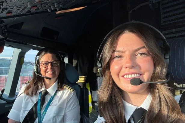 Mother-daughter pilot duo make Aer Lingus history in 'truly remarkable achievement'