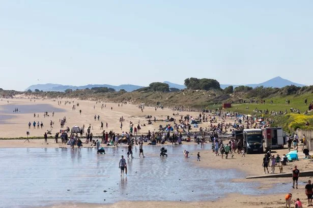 Ireland weather: 30 degree temperatures and sunshine to make way for thunderstorms
