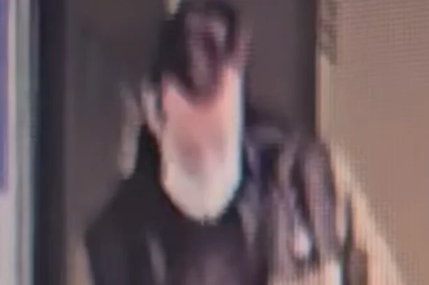 Man missing from hospital 'may have contagious health condition'