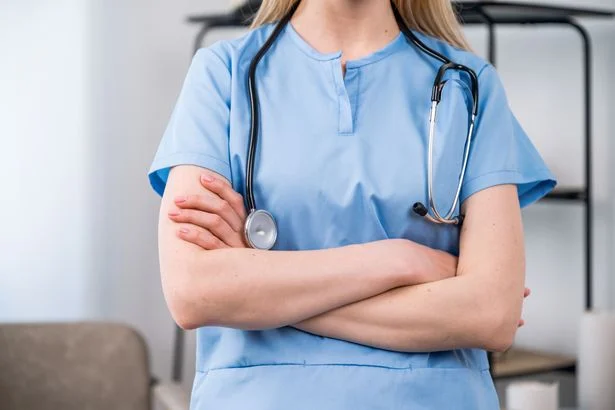 Mpox symptoms as HSE confirms five new cases and issues health warning
