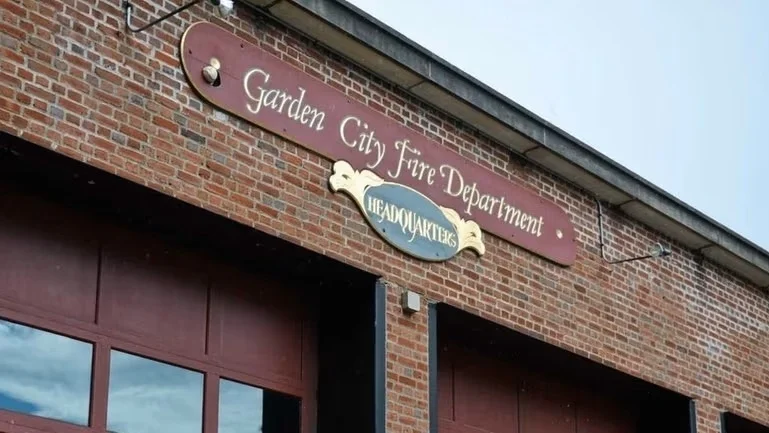 Fire at Garden City jewelry store shuts utilities to 10 nearby business