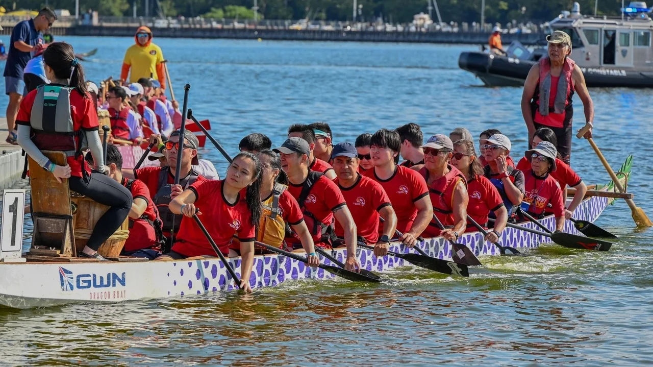 Dragon Boat Festival draws hundreds to Hempstead Harbor