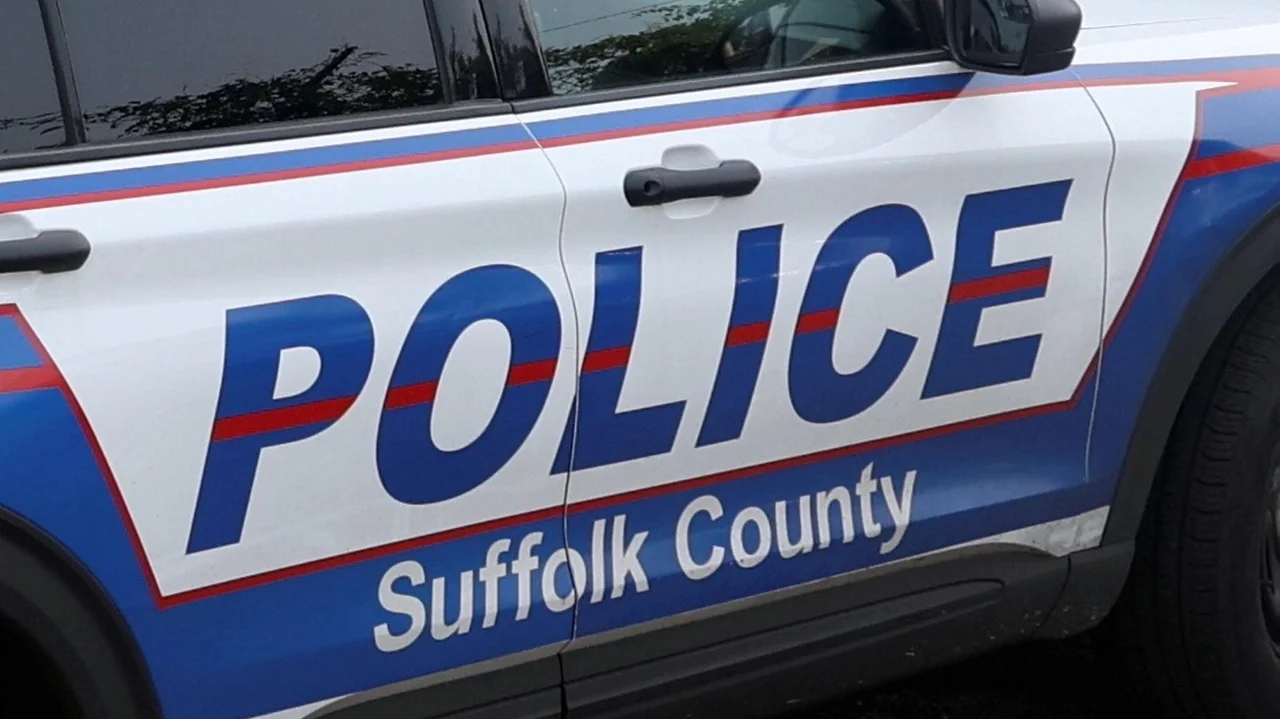 Swimmers rescued from ocean off Robert Moses State Park