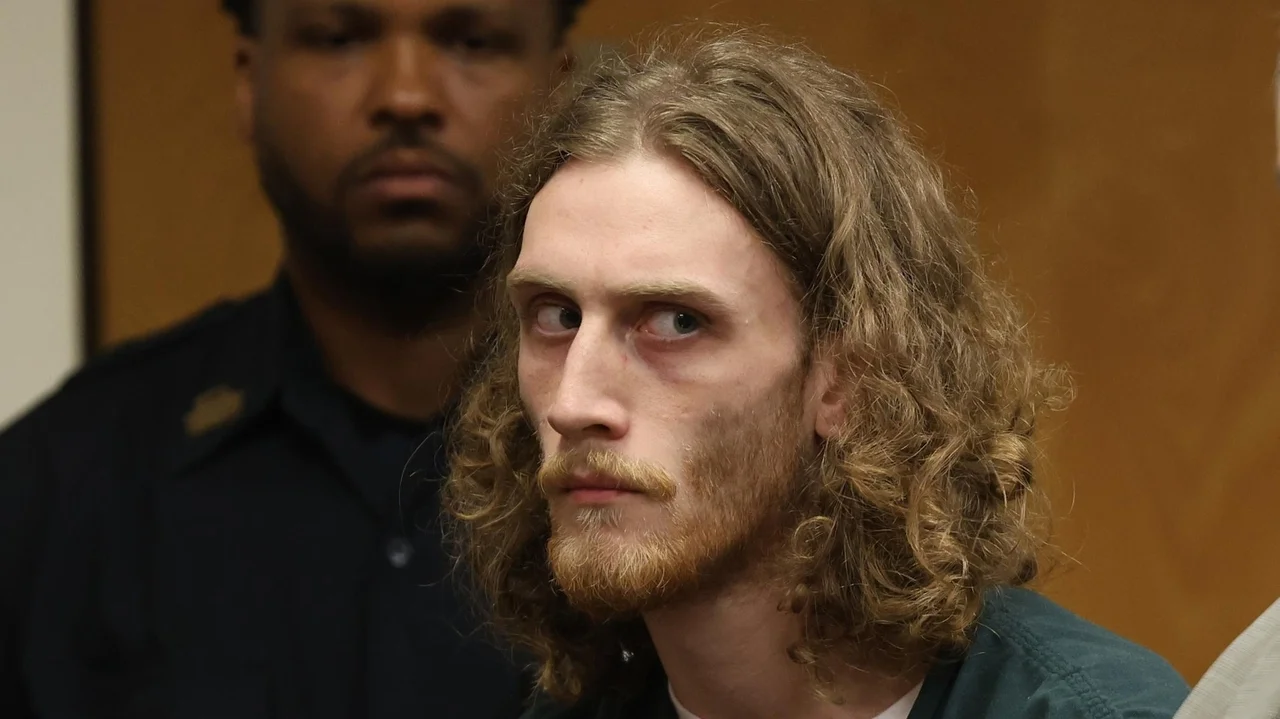 Prosecutor: Deadly pursuit of LI homeless man a rare act of 'brazenness'