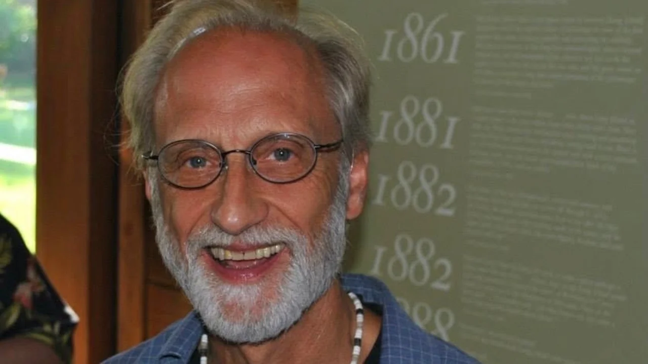 Ed Stever, former Suffolk County poet laureate and longtime educator, dies at 71