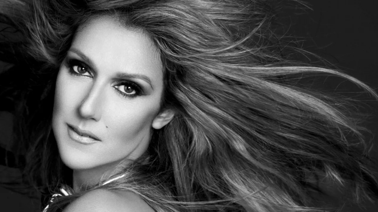 « Jusqu'à 1000 euros la place » : Céline Dion en concert à Paris à des prix exorbitants, la justice s’en mêle